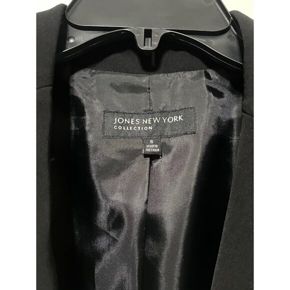 Jones New York, Black Two-Button Blazer, Size 6 - Picture 6 of 6